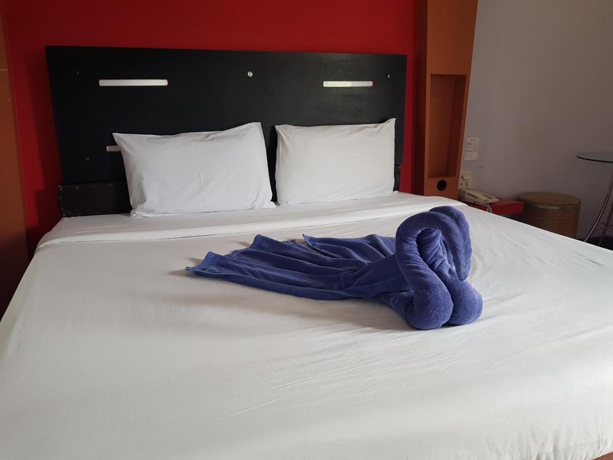 Jirapa Modern Resort Çonburi Dış mekan fotoğraf