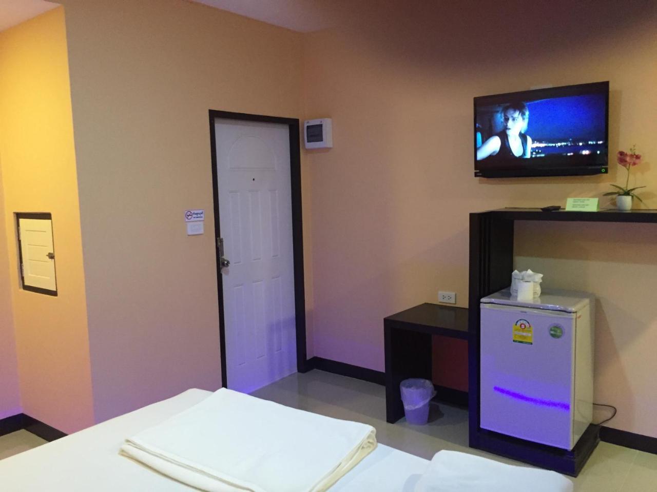 Jirapa Modern Resort Çonburi Dış mekan fotoğraf