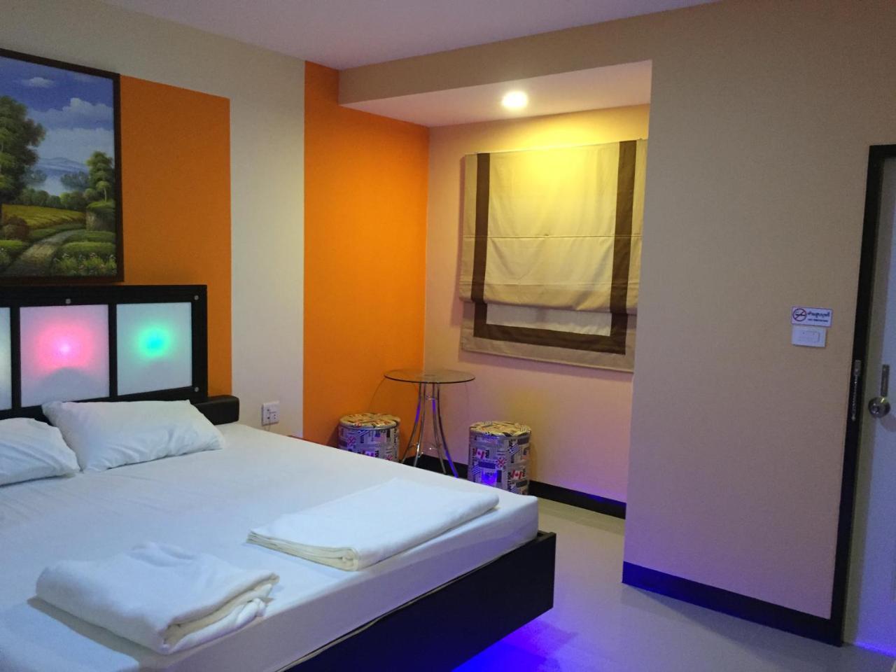 Jirapa Modern Resort Çonburi Dış mekan fotoğraf